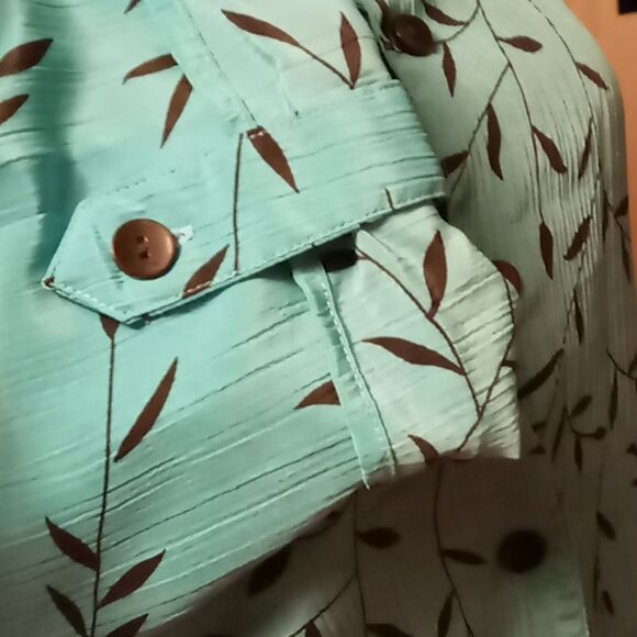 Blouse bundle - Picture 5 of 6